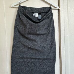 H&M Gray Pencil Skirt